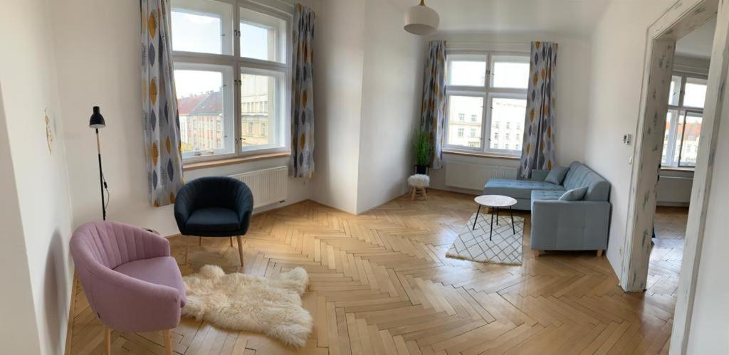 Wine Apartments Hradec Centre Hradec Kralove Exterior photo